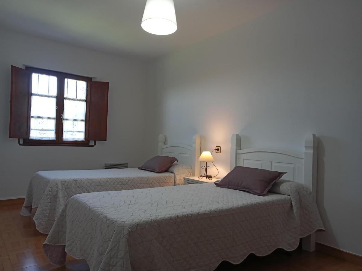 Apartamentos Rurales Inguanzo Villanueva de Pria Exteriör bild
